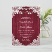 Romantic Rustic Burgundy Wood Weddenschap Kaart (Staand voorkant)