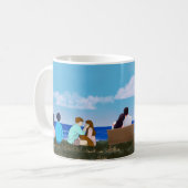 Romantic Seaside Couple Illustration Koffiemok (Voorkant links)