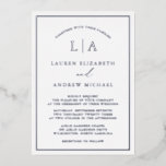 Romantic Silver Foil Monogram Border Weddenschap Folie Uitnodiging<br><div class="desc">Deze romantische,  eenvoudige,  maar elegante trouwuitnodiging is gewoon mooi met echte geperste gouden folie. Een volledig aanpasbare uitnodiging,  met uw monogram/initialen bovenaan.</div>