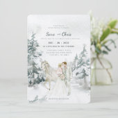 Romantic Snowy Winter Forest met Bride en Groom Kaart (Staand voorkant)
