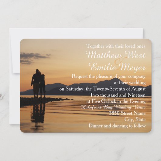 Romantic Sunset Land and Zee Wedding Invitation Kaart (Voorkant)