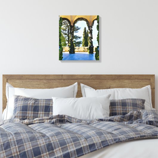 Romantic Villa del Balbianello (Lake Como, Italië) Canvas Afdruk (Insitu (Slaapkamer))