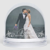 Romantic Wedding Photo First Christmas Snow Globe Sneeuwbol (Voorkant)