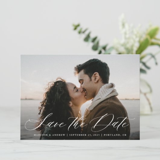 Romantic White Calligraphy Foto Save The Date (Staand voorkant)