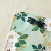 Romantic White Flowers Mint Waterverf Design Strandlaken (In situ)