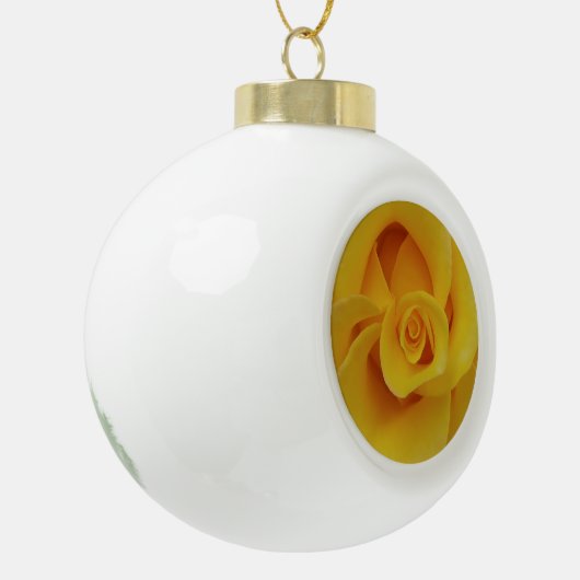 Romantic Yellow Rose Petals Keramische Bal Ornament (Links)