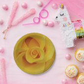 Romantic Yellow Rose Petals Papieren Bordje (Feest)