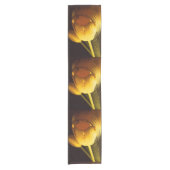 Romantic Yellow Tulip Korte Tafelloper (Voorkant)