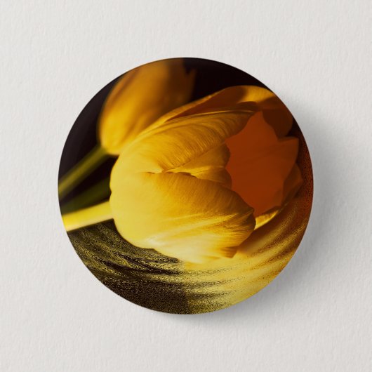 Romantic Yellow Tulip Ronde Button 5,7 Cm (Voorkant)