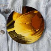 Romantic Yellow Tulip Ronde Button 6,0 Cm (In situ)