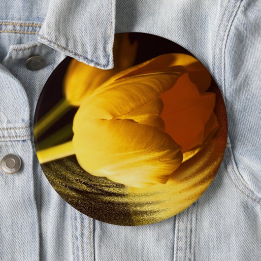 Romantic Yellow Tulip Ronde Button 6,0 Cm (In situ)