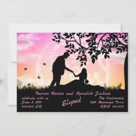 Romantiek onder roze oranje maan Elopement Kaart