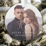 Romantisch 2-foto Aangepaste kerst ornament<br><div class="desc">Herinner je eerste kerst samen als een paar met dit mooie 2-foto ornament dat een tekst sjabloon voor uw namen en het jaar bevat. Het is een blijvende herinnering om de feestdagen als een paar te vieren.</div>