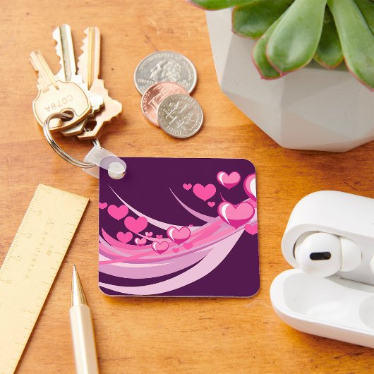 Romantisch Abstract roze harten ontwerp op Paarse Sleutelhanger