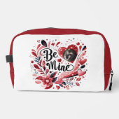 Romantisch "Be Mine" Quote Donkerrood Hart Boheems Toilettasje (Voorkant)