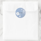 Romantisch blauw en wit bloemontwerp ronde sticker (Tas)