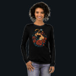 Romantisch bruidspaar met lange mouwen Shirt<br><div class="desc">Vier de liefde met comfort en stijl. Dit Bella Canvas Tri-Blend Shirt met lange mouwen heeft een exclusief romantisch ontwerp van een bruidspaar, subtiel omlijst door gedurfde bloemelementen en klassieke trouwringen - allemaal in een prachtige 3D-vectorachtige illustratie. Gemaakt met ultrazachte, lichtgewicht stof, voelt dit t-shirt met lange mouwen net zo...</div>