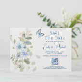 Romantisch Dusty Blue Floral QR Code Huwelijk Save The Date (Staand voorkant)
