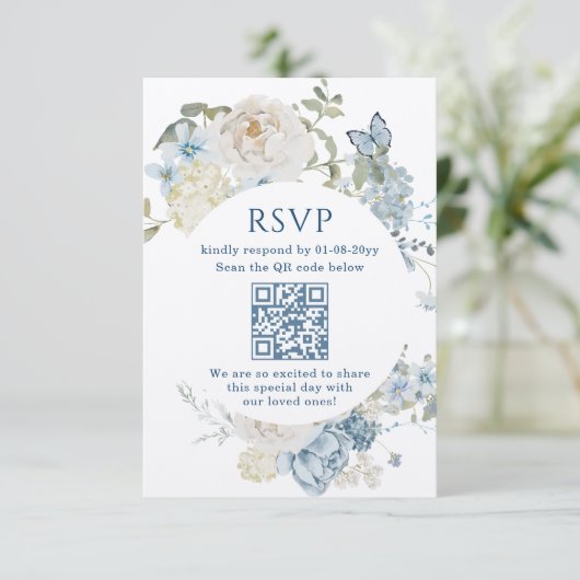Romantisch Dusty Blue Waterverf Bloemen Huwelijk R RSVP Kaartje (Staand voorkant)