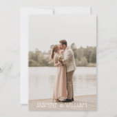 Romantisch Elegant Paar Foto Huwelijksuitnodiging Kaart (Voorkant)