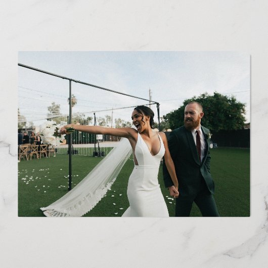 Romantisch Goud Script Trouwfoto Dank u Folie Uitnodiging (Achterkant)