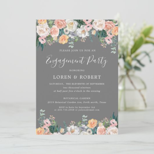 Romantisch Grijs en Blush Bloemen Verlovingsfeest Kaart (Staand voorkant)