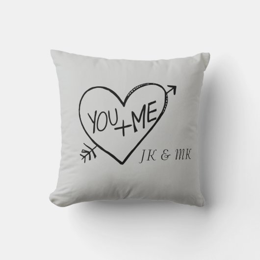 Romantisch grijs rood jij en ik hart monogram kussen (Voorkant)