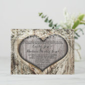 Romantisch hart in boomstamhout kaart (Staand voorkant)