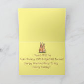 Romantisch Konijnengeel Jubileum Verjaardag Kaart (Binnen)