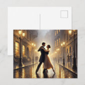 Romantisch koppel danst in de regen briefkaart (Voorkant / Achterkant)
