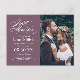 Romantisch mauve pas getrouwd foto aankondigingskaart