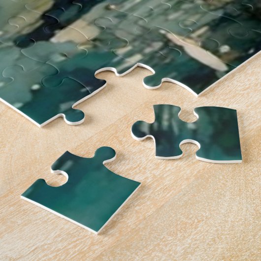 Romantisch meisje in houten boot op het meer legpuzzel (Zijkant)