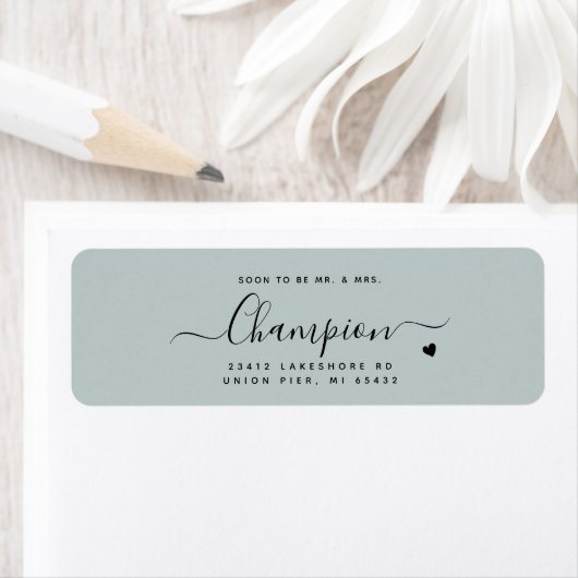 Romantisch minimalistisch script Dusty Blue Weddin Etiket (Insitu)