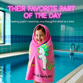 Romantisch modern Schattige Eenhoorn monogram Bad Handdoek