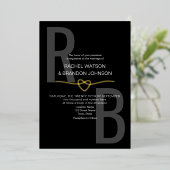 Romantisch Monogram Goud en Zwart Trouwen QR Code Folie Uitnodiging (Staand Voorkant)