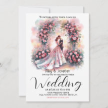 Romantisch paar onder bloemenboog bruiloft