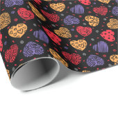 Romantisch patroon van kleurrijke harten op donker cadeaupapier (Rol Hoek)