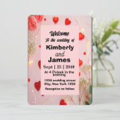 Romantisch rood hart en Roos huwelijksuitnodiging Kaart (Staand voorkant)