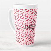 Romantisch rood hartvormig patroon latte mok (Linkerhoek)