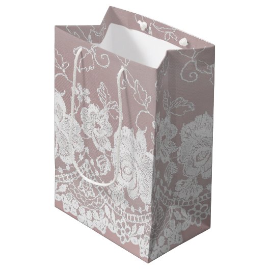 Romantisch Roos Blush Roze Witte Kant Bloemen Huwe Medium Cadeauzakje (Voorkant Gekanteld)