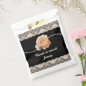 Romantisch Roos met faux kant op zwart Bedankzakje (Gezegeld)