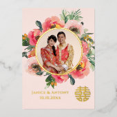 Romantisch roze bloemenkoppel chinese bruiloft fot folie uitnodiging (Voorkant)