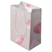 Romantisch Roze Blush Roos Petal Floral Medium Cadeauzakje (Voorkant Gekanteld)