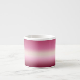 Romantisch roze en eiwit roomvormer espresso kop