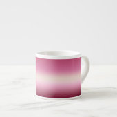 Romantisch roze en eiwit roomvormer espresso kop (Voorkant rechts)