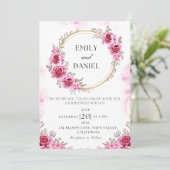 Romantisch roze gevouwen bruiloft uitnodiging (Staand voorkant)