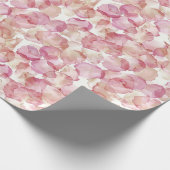 Romantisch Roze Rozenblaadjes Bloemen Vrijgezellen Cadeaupapier (Hoek)