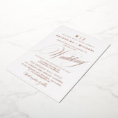 Romantisch Script Calligrafie Monogram Gold Weddin Folie Uitnodiging (Gedraaid)