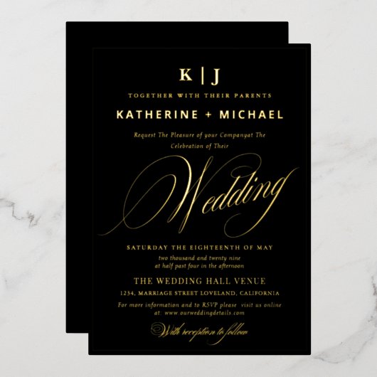 Romantisch Script Calligrafie Monogram Gold Weddin Folie Uitnodiging (Voorkant / Achterkant)