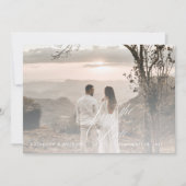 Romantisch Script Kalligrafie Voeg foto bruiloft t Save The Date (Voorkant)